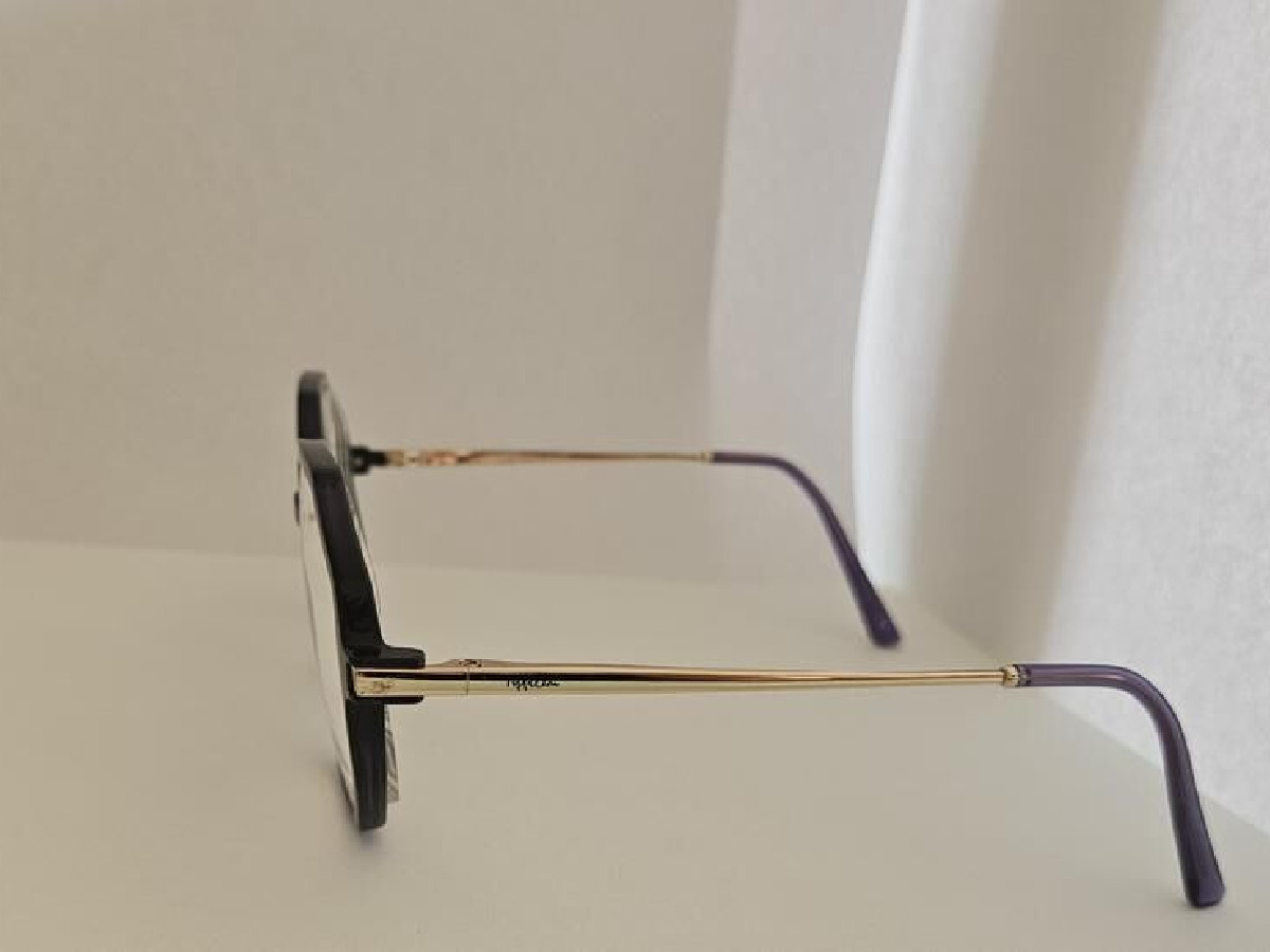 Alain Afflelou - MF128 52/18 PU01 140mm