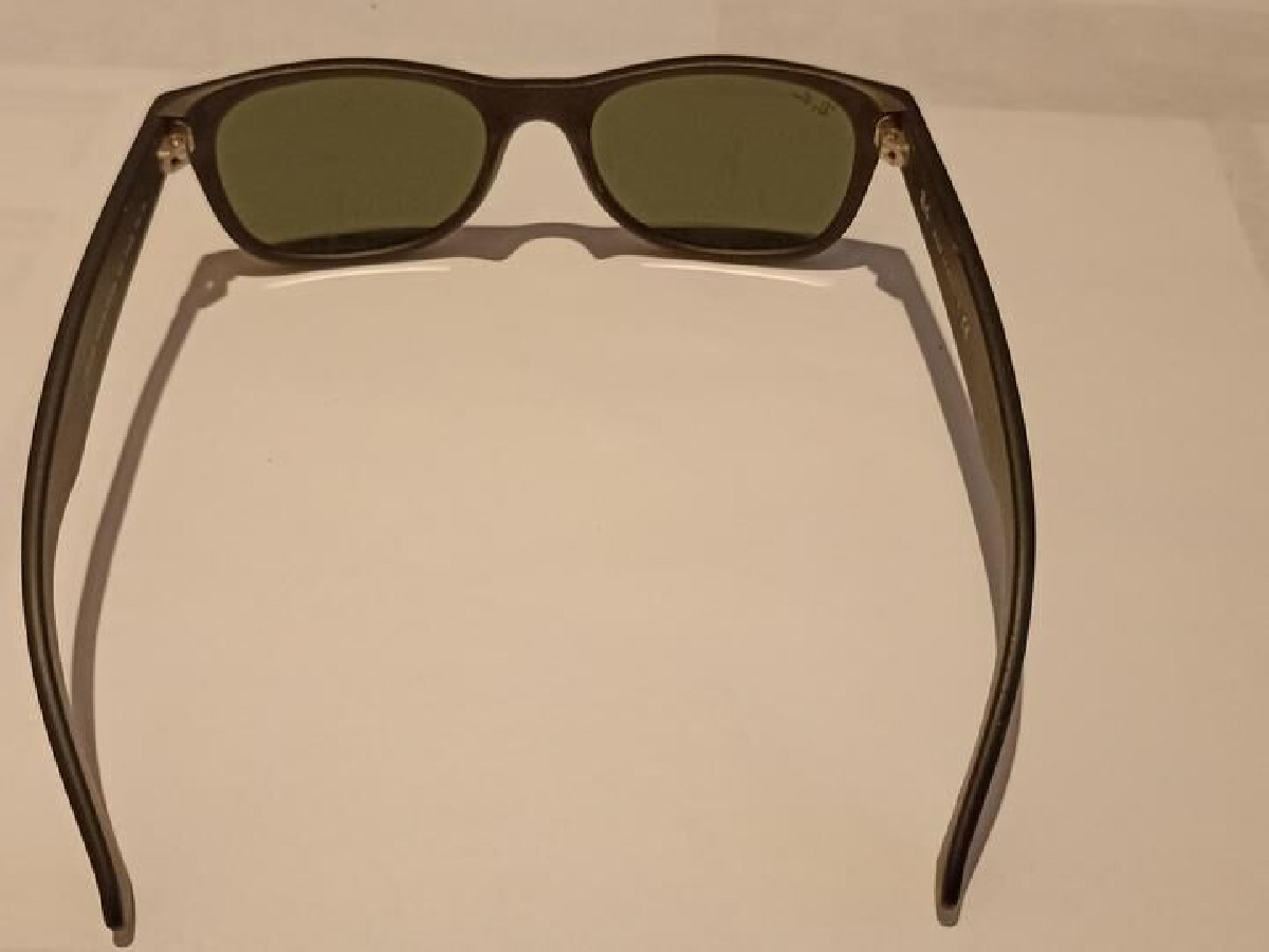 RAYBAN - RB2132 New wayfarer 622 52/18