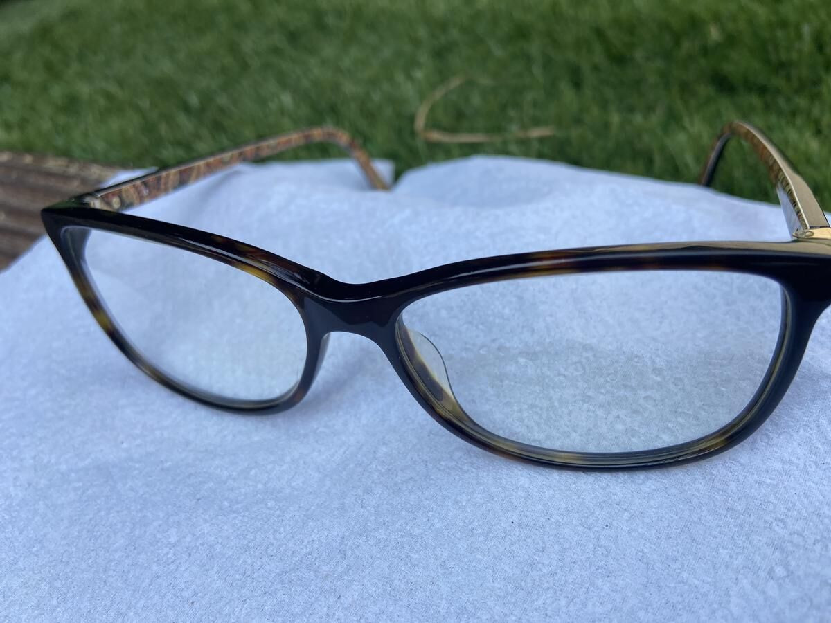 Givenchy VGV 860 COL 0722 140