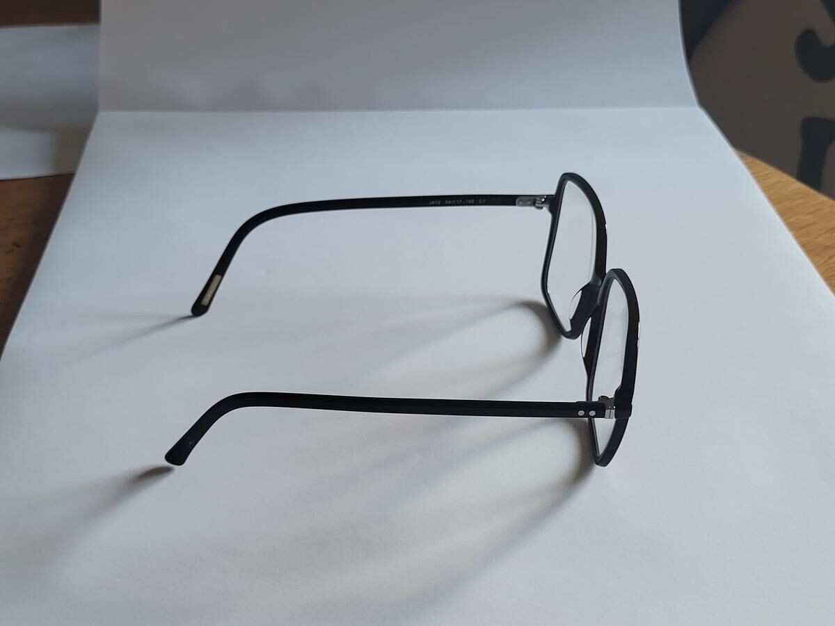 John & Jess - J472 54/17 C01