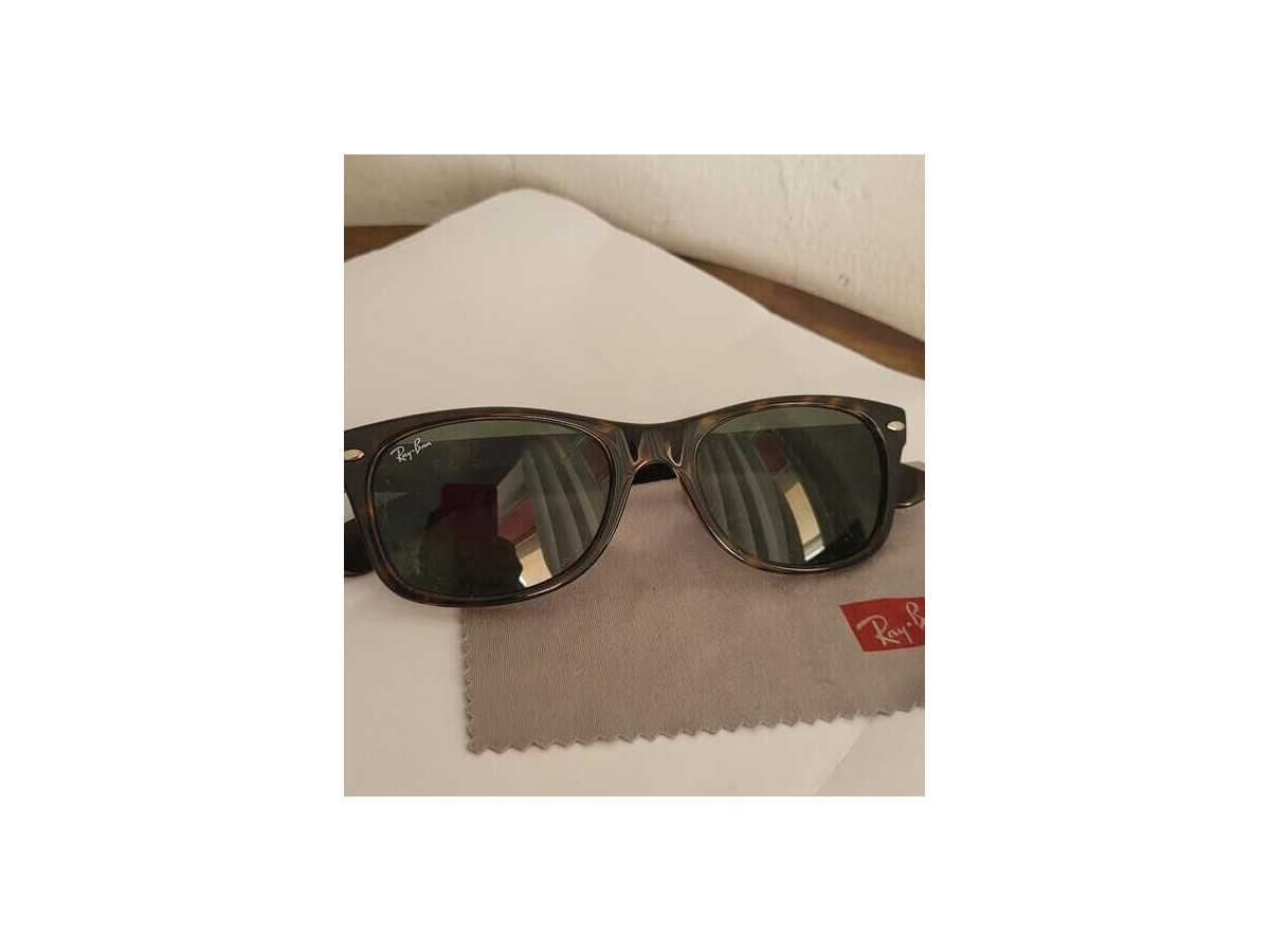 RAY-BAN- RB2132 New wayfarer 902 52/18