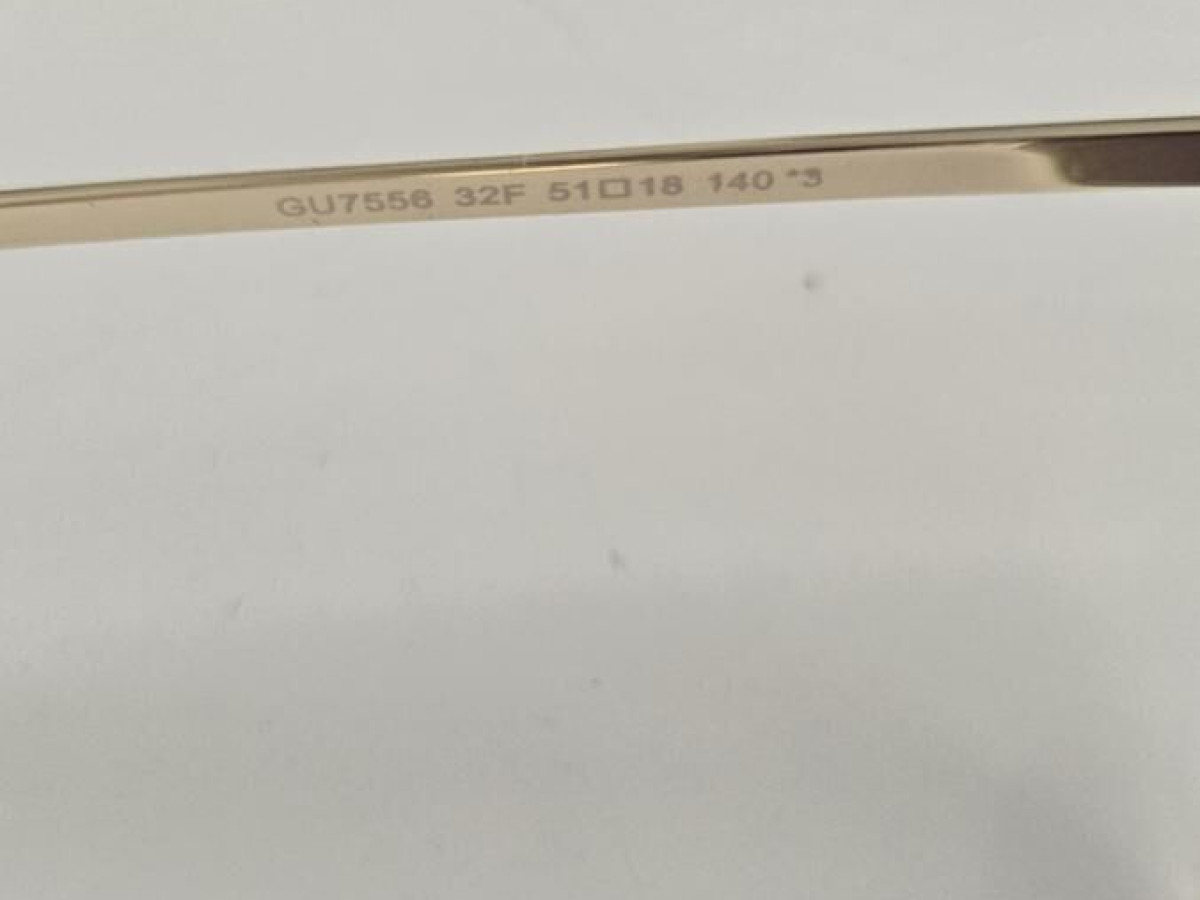 Guess - GU7556 32F 51□18 140*3