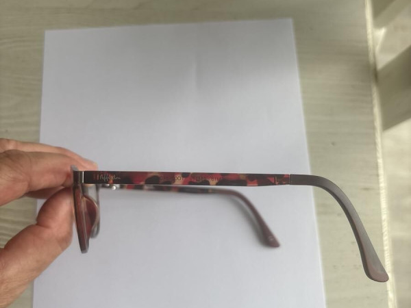 Alain Afflelou - TM18 48¤19