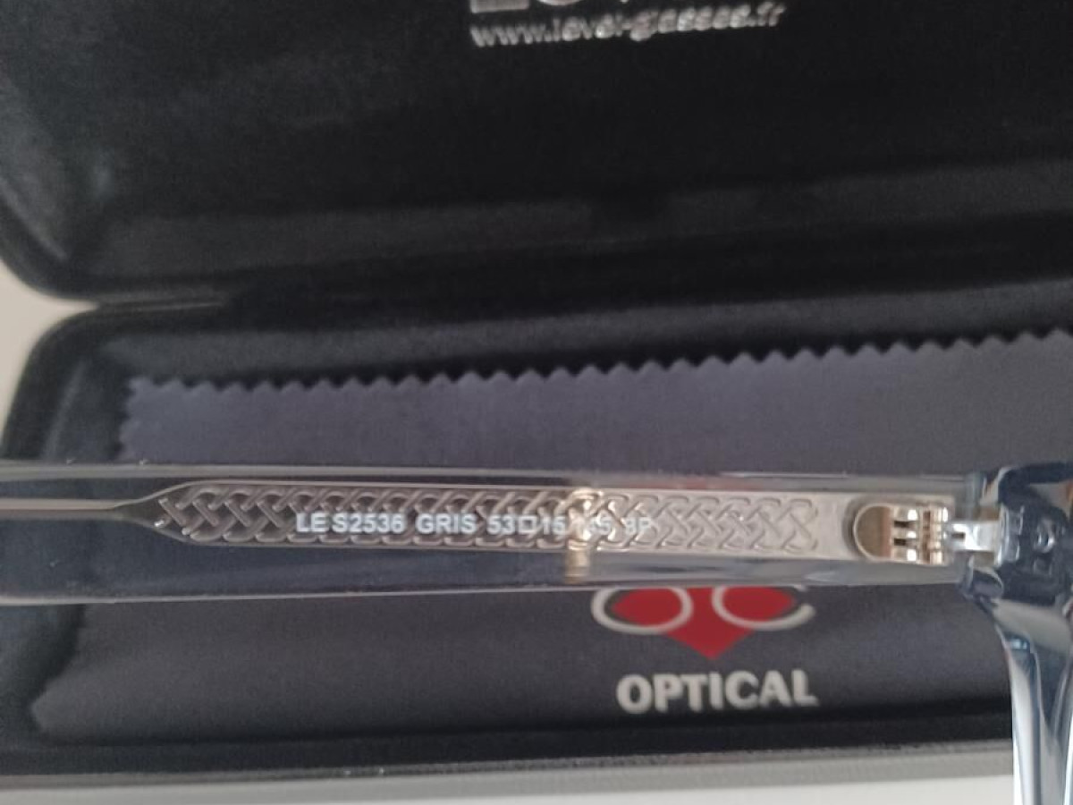 Level - SE2536 53¤15