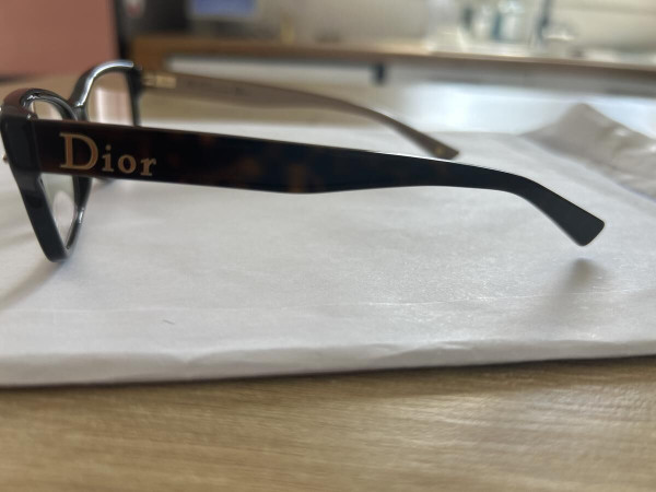 Dior - CD3202