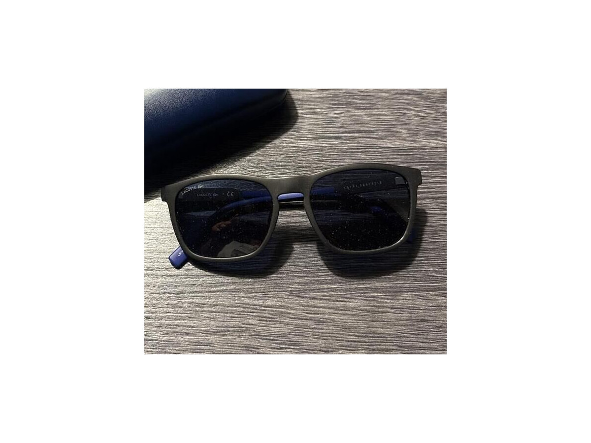 Lacoste- L604SN