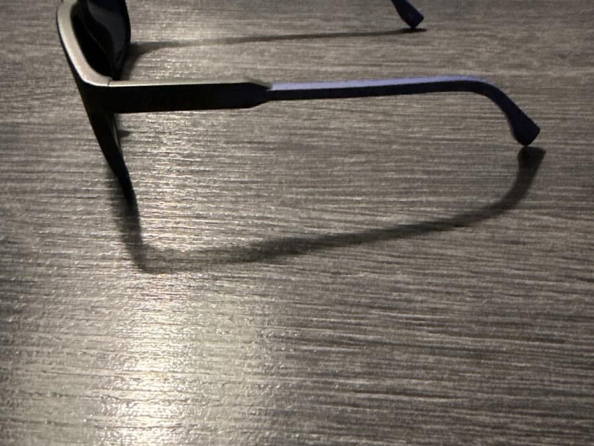 Lacoste- L604SN