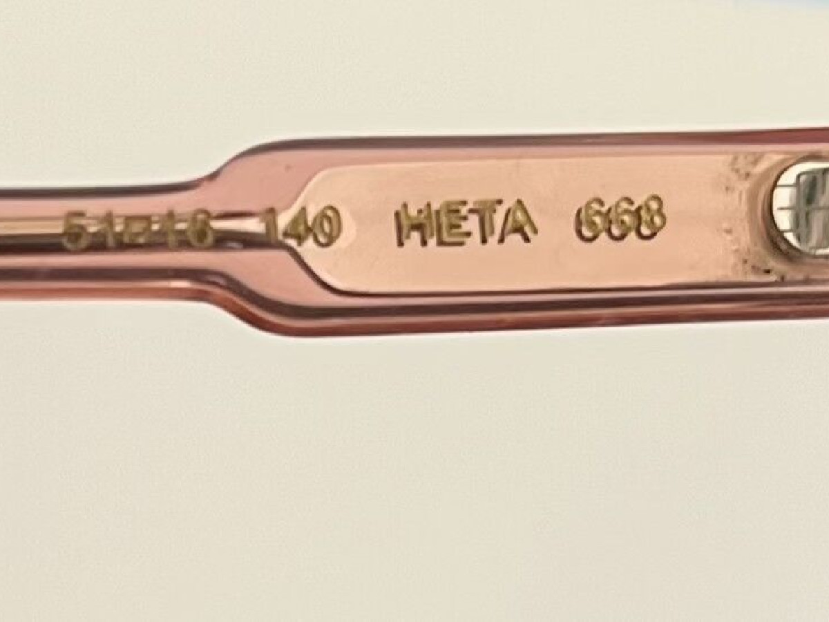 CAROLINE ABRAM - HETA 51/16