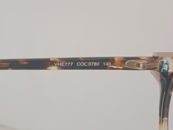 carolina Herrera VHE777  COL0780 140