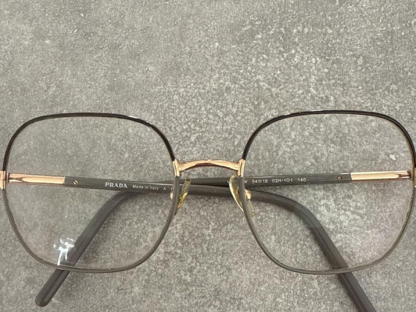 PRADA - VPR56W 54/19...