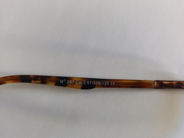 Art kentiel - N°297 col.3 51/20 135