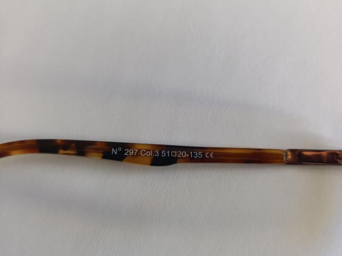 Art kentiel - N°297 col.3 51/20 135