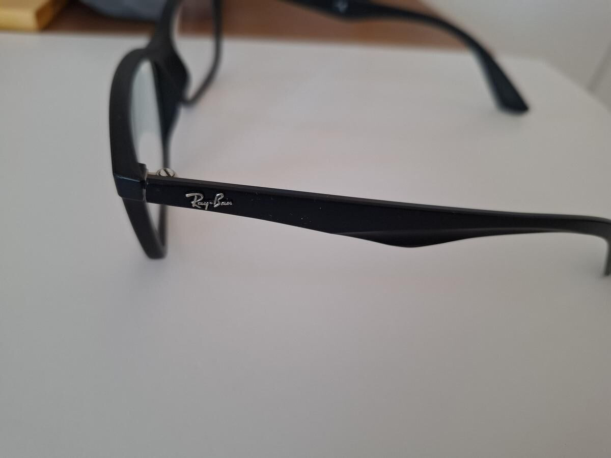 RAYBAN- RB7047
