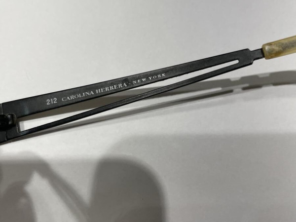 Carolina Herrera CH 2122788