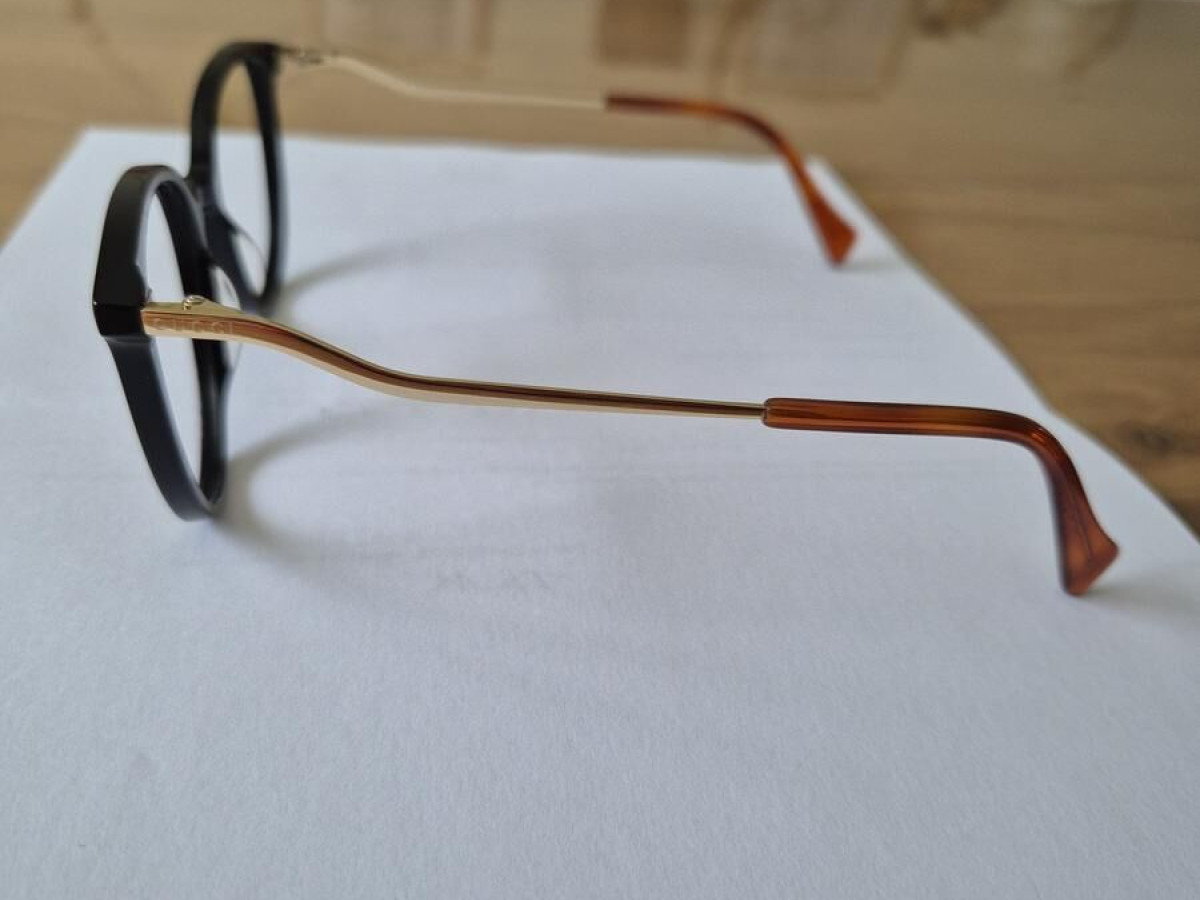 Gucci - GG1008O