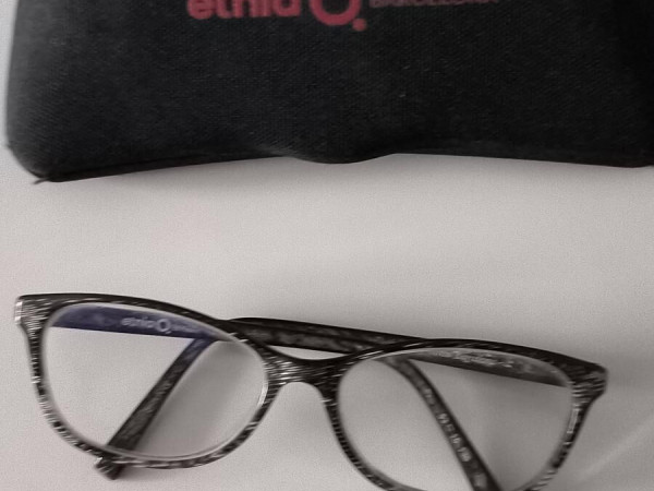 Etnia Barcelona - 53¤15