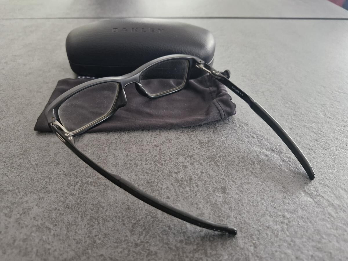 OAKLEY GAUGE 7.1 OX8112-0154 Satin Black
