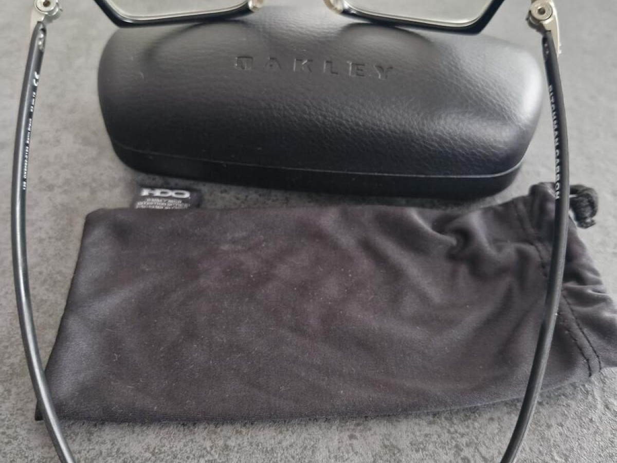 OAKLEY PITCHMAN CARBON OX8092 -0153 Satin black