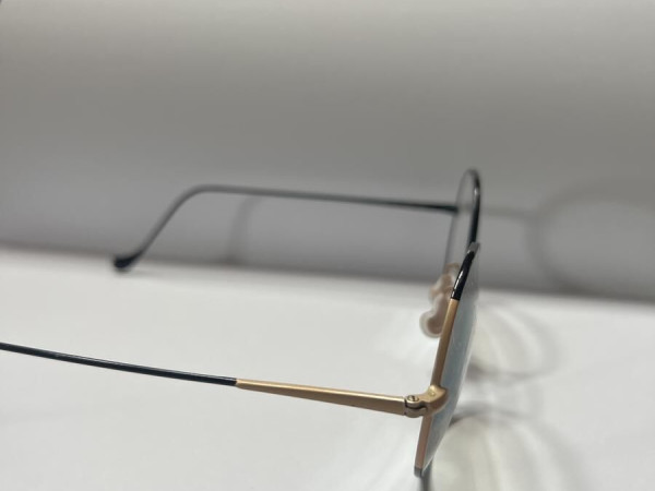 Caroline Abram - Venus 545B 53/19