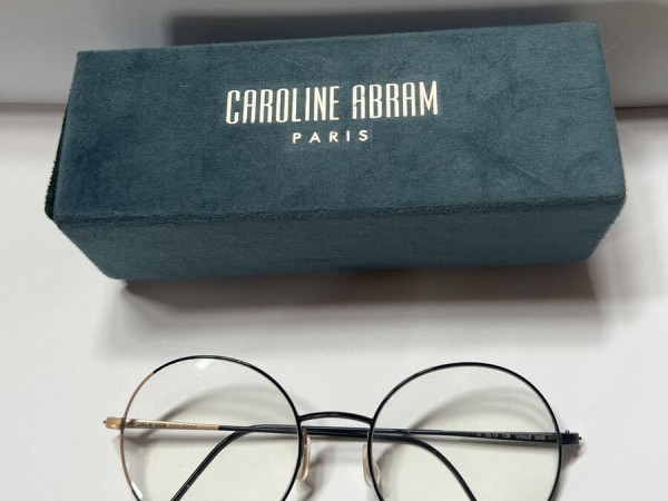 Caroline Abram - Venus 545B 53/19