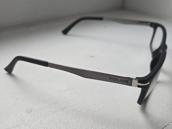 Police - STUNT V1876 54 □ 17 0U28140