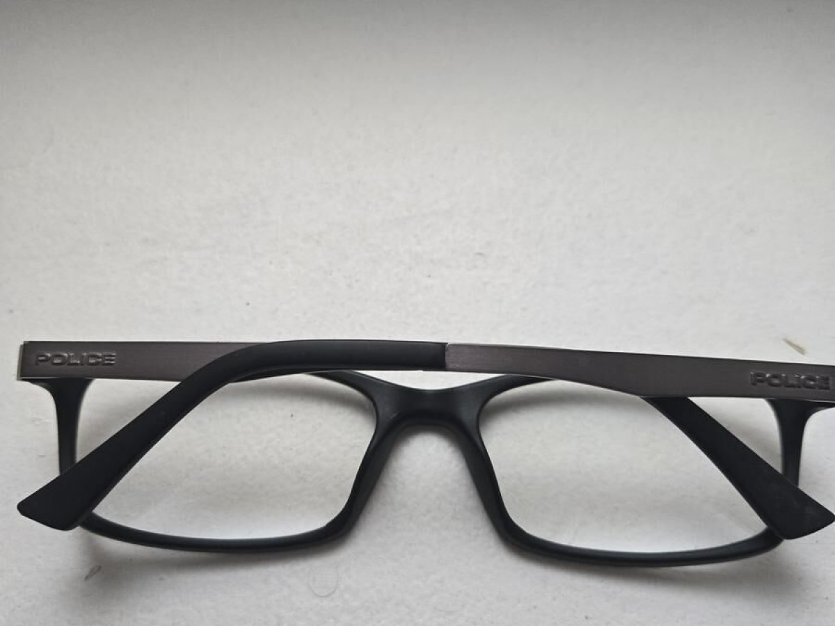 Police - STUNT V1876 54 □ 17 0U28140