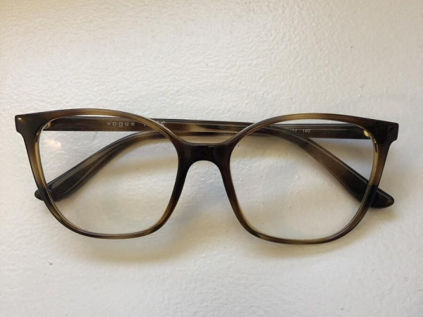 VOGUE- VO5350