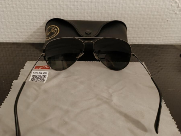 RAY-BAN - RB3825