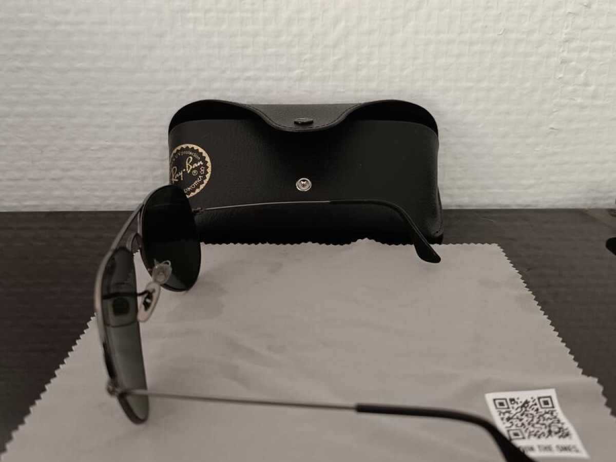 RAY-BAN - RB3825