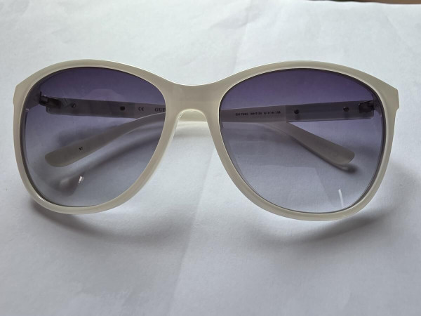 GUESS - GU7283 WHT-35 61/16