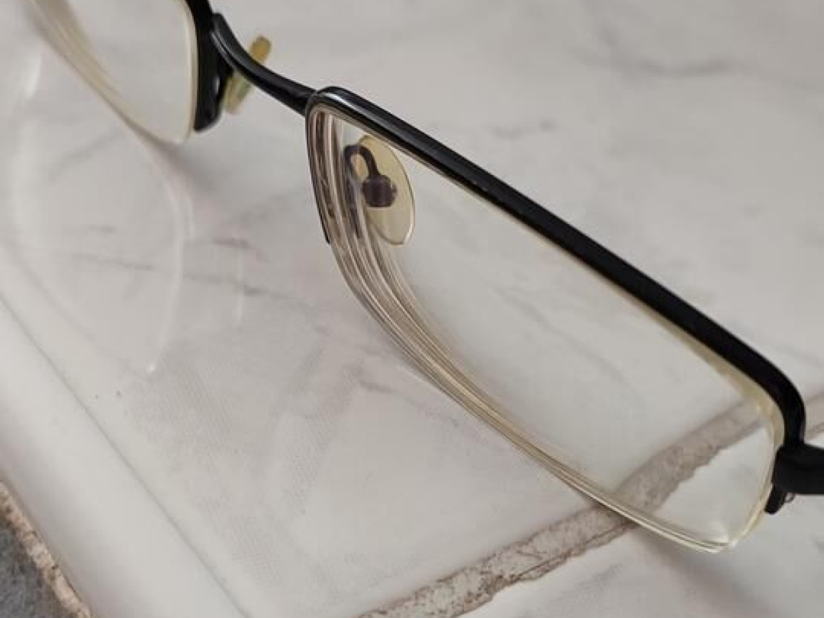 level - LE1410 NOIR 51/18 140