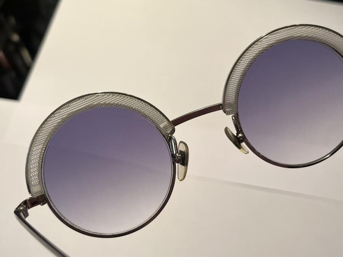 Alain MIKLI - A04003 2102/6G 631 46/25 3N