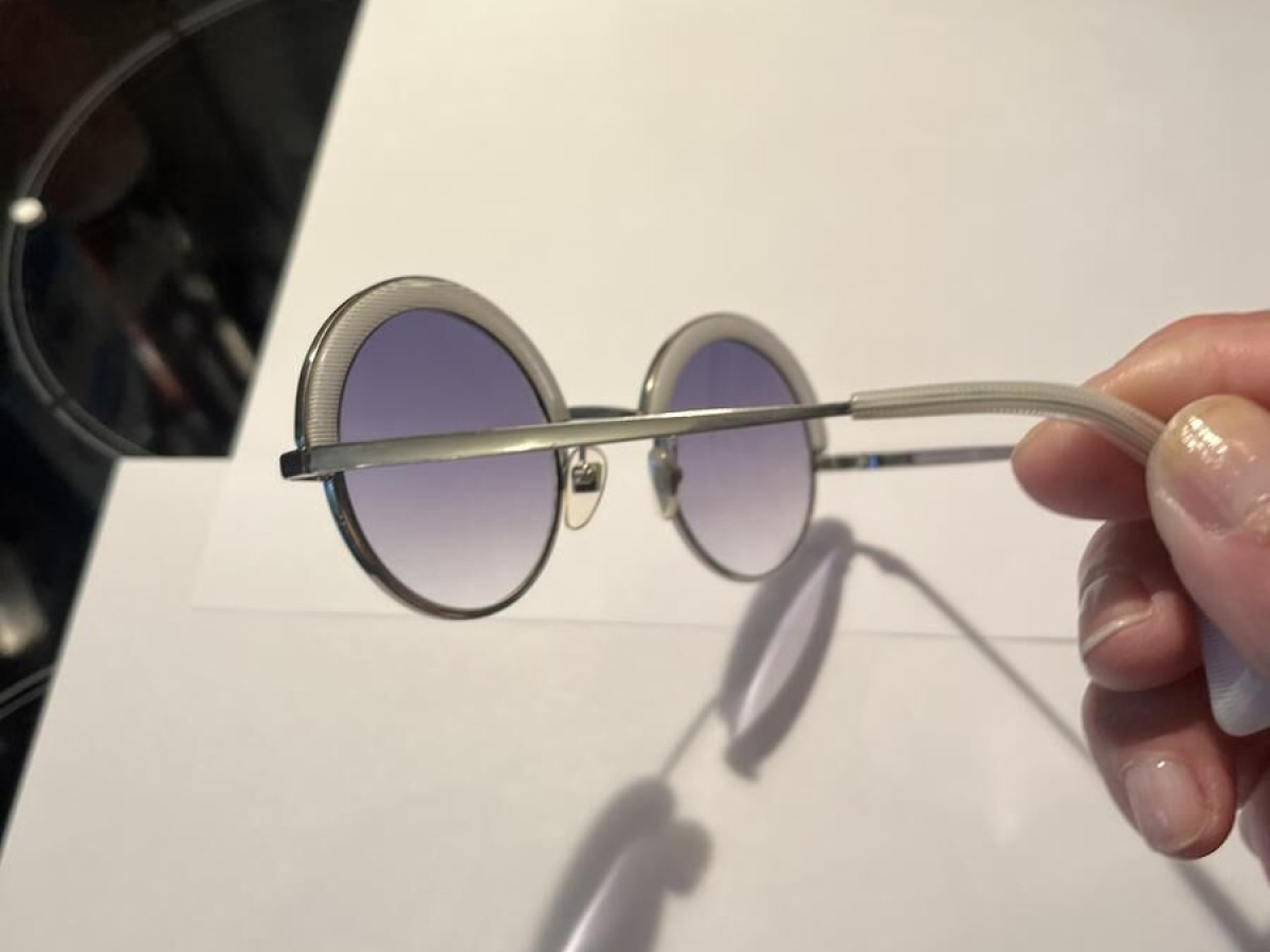 Alain MIKLI - A04003 2102/6G 631 46/25 3N