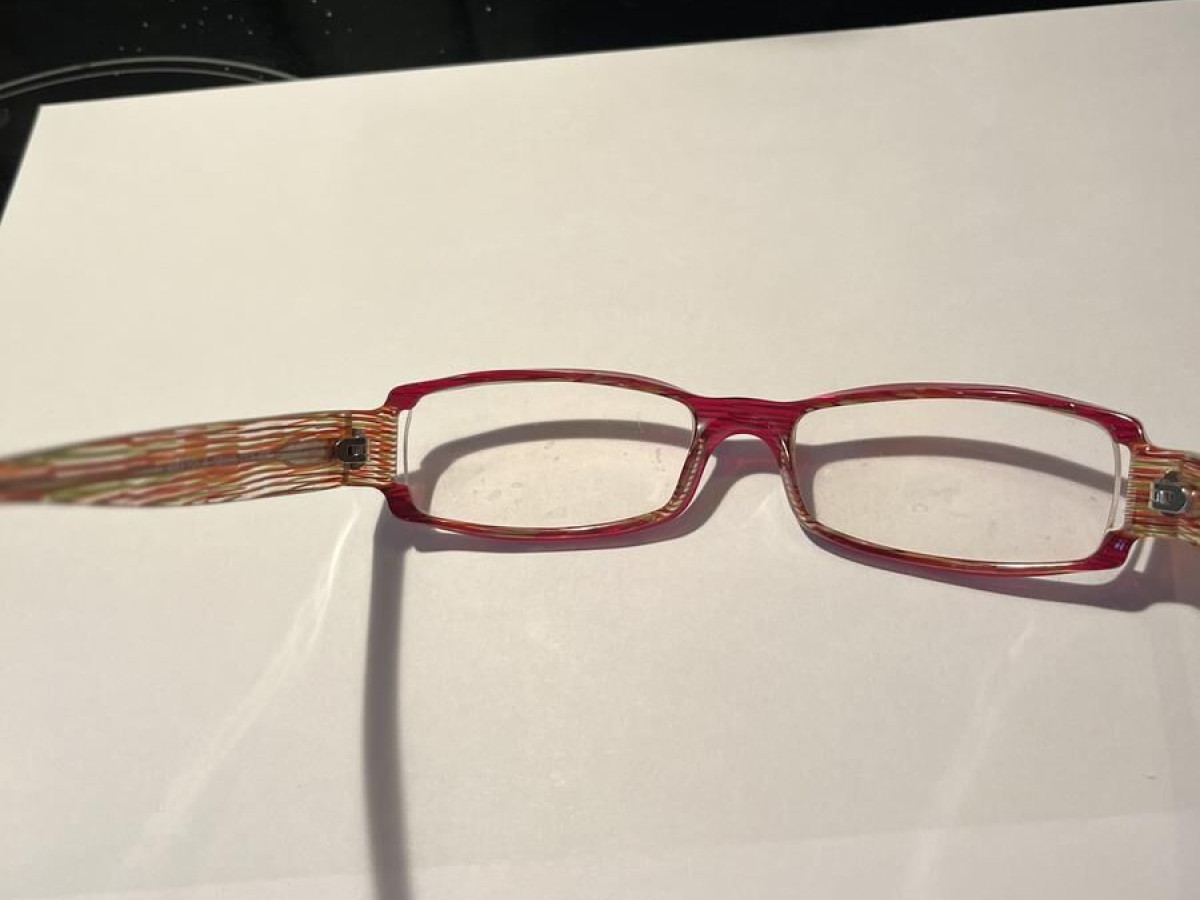 FACE à FACE AXESS 1 52¤15 COL 695