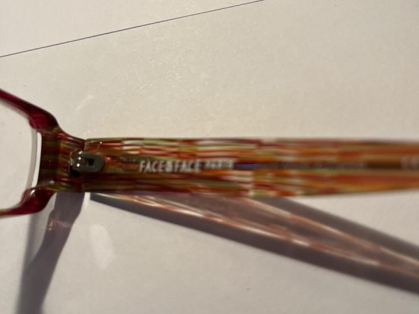 FACE à FACE AXESS 1 52¤15 COL 695