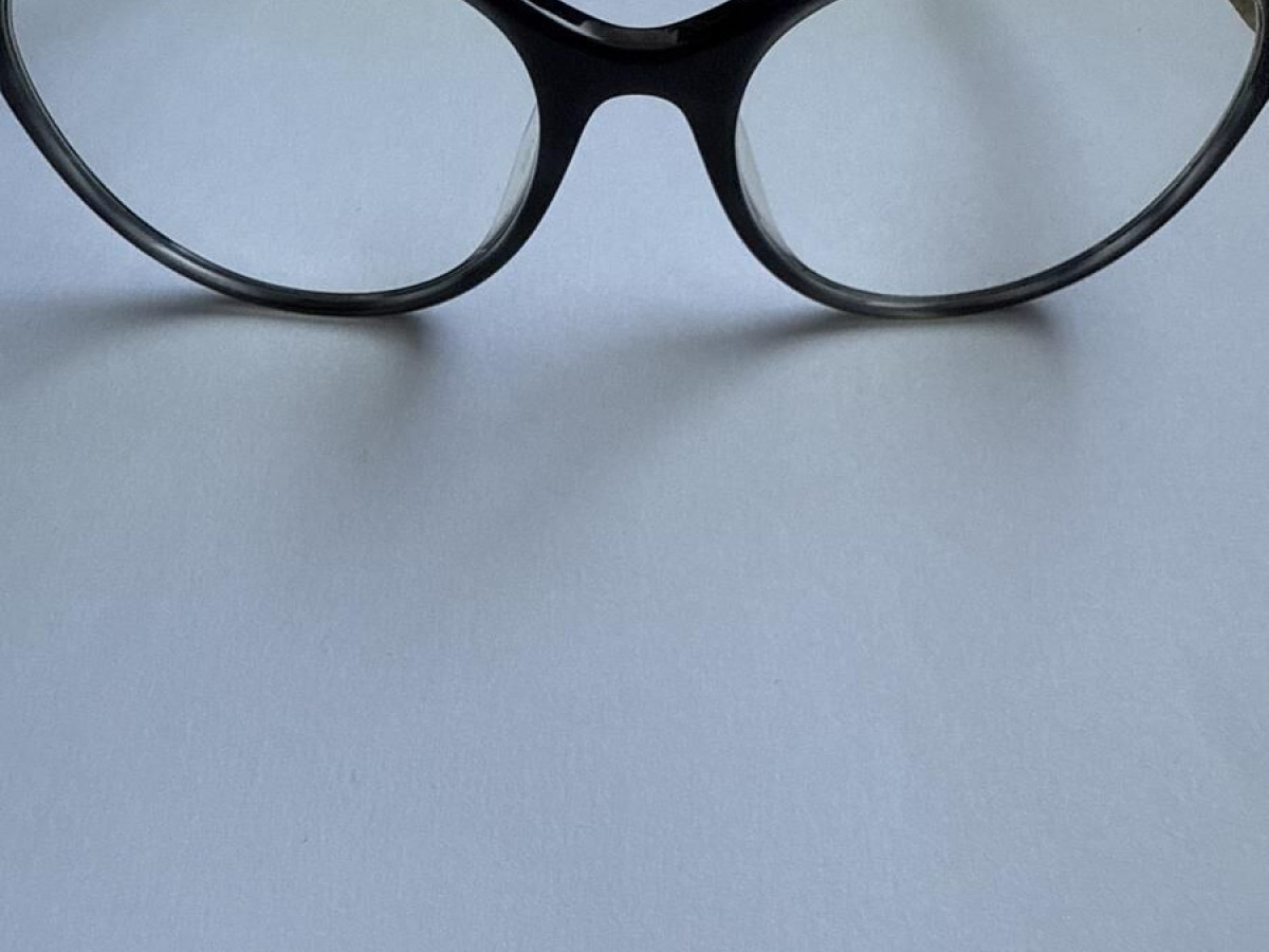 Nina Ricci VNR037 col 06WR 140
