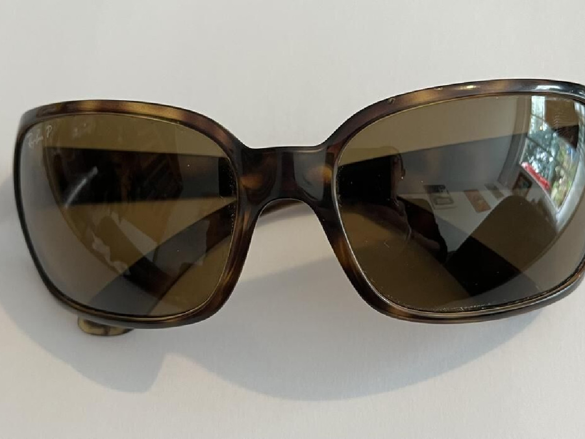 RAYBAN-RB4068