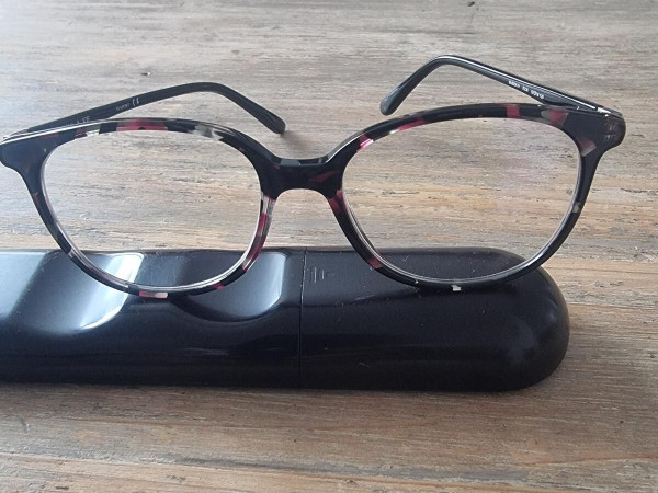 Paul et Joe Queen 01  E236