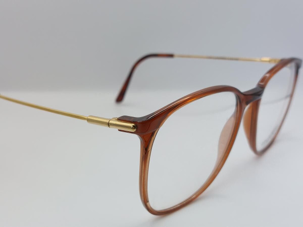 ESSILOR - 255 61 089