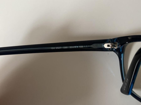 Guess-2527 090 53¤17 135