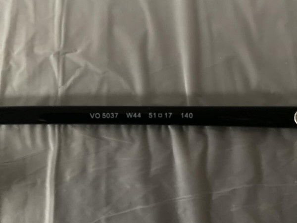 VOGUE -VO5037 w44 51/17