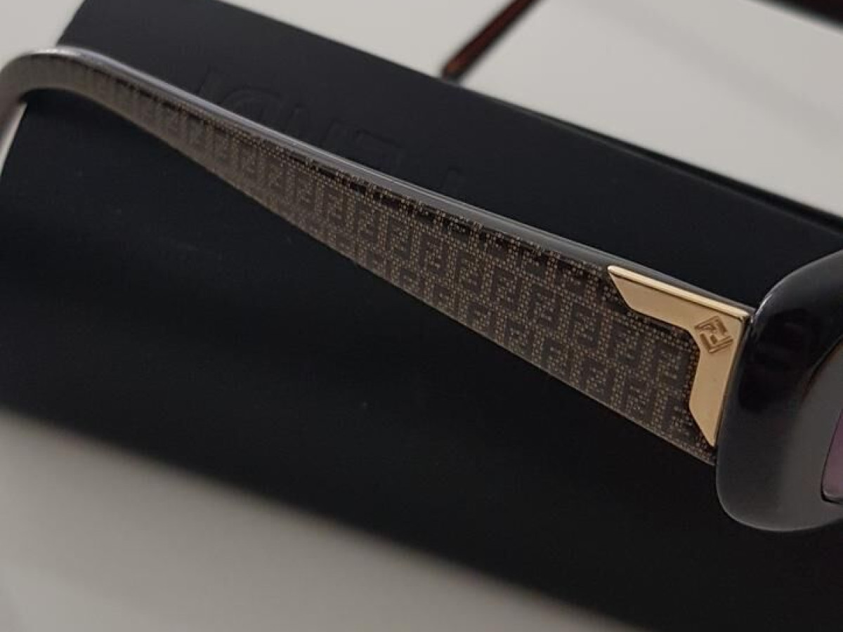 FENDI- F967 49 16 215 135