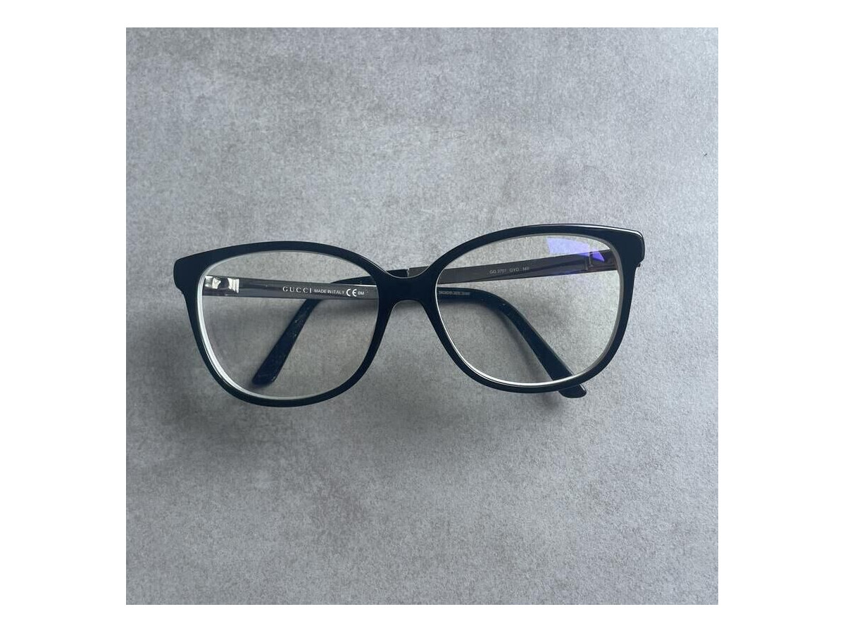 Gucci -GG3701