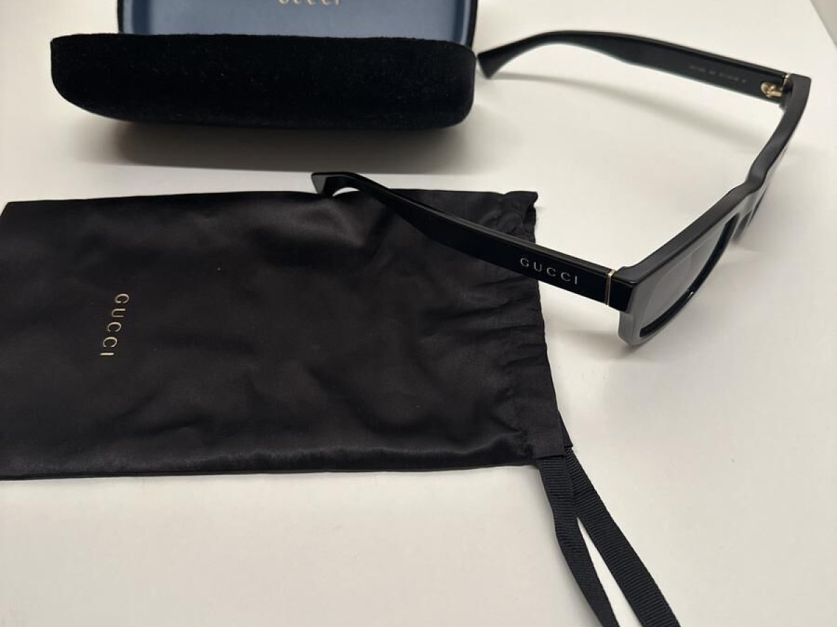 Gucci -gg1135s
