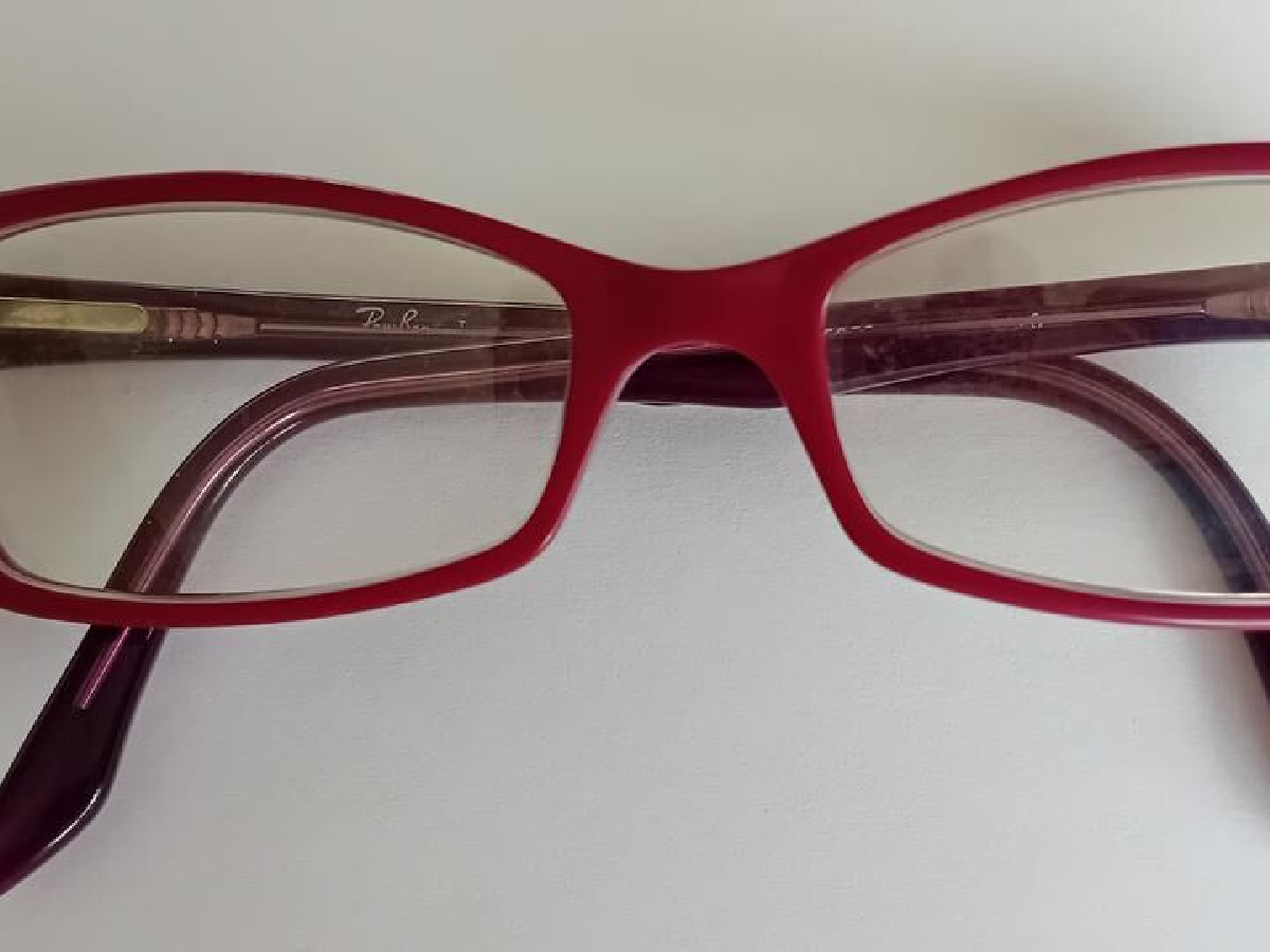 RAY-BAN