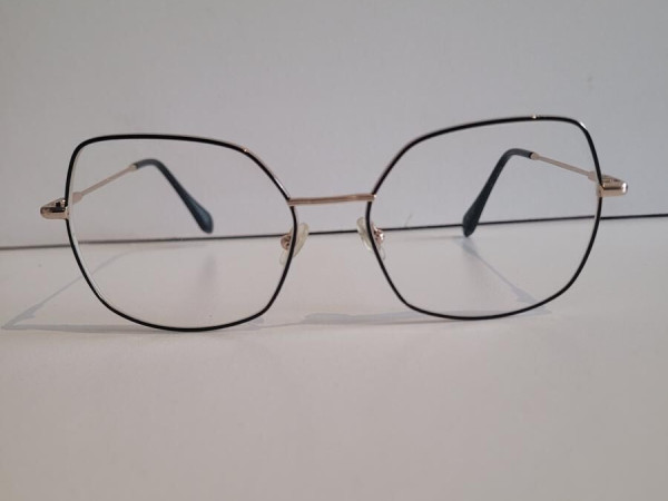 Gigi studio-Ashley-8068