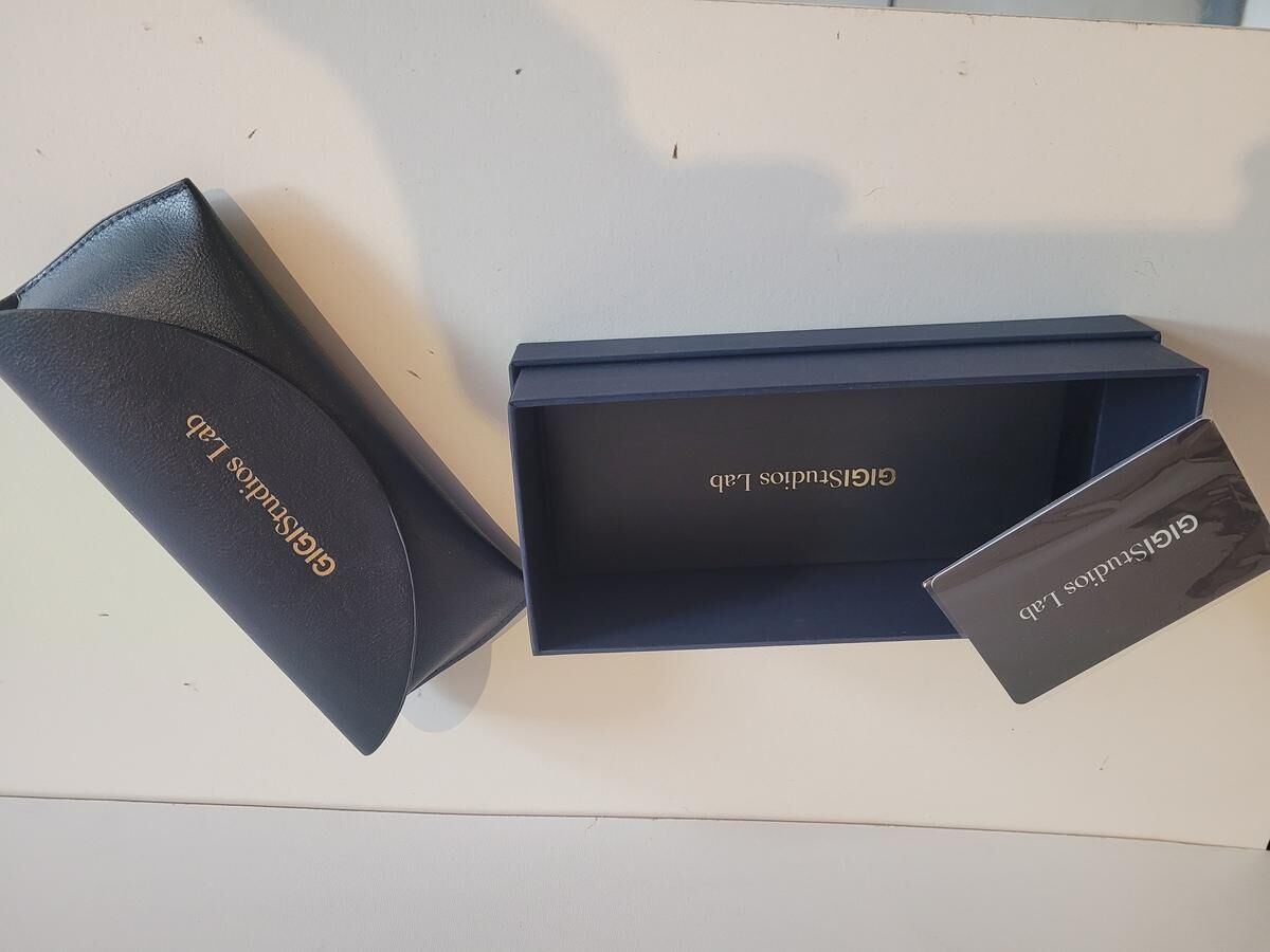 Gigi studio-Ashley-8068