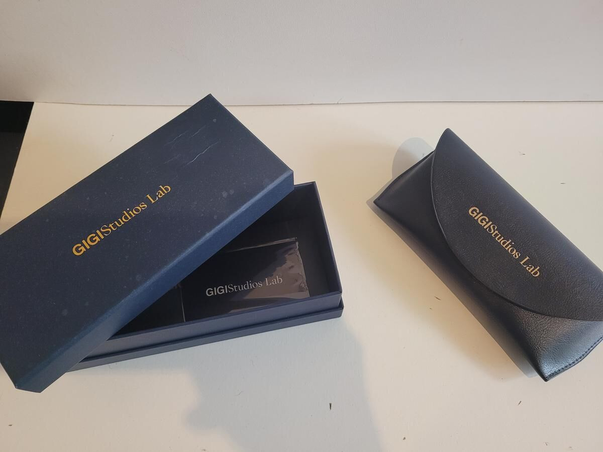 Gigi studio-Ashley-8068