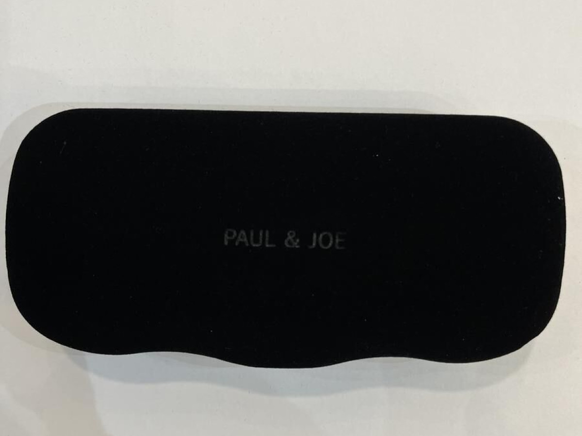 Paul & Joe - Meggy 12 OR10 56/19