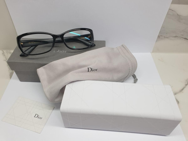 DIOR- CD3235